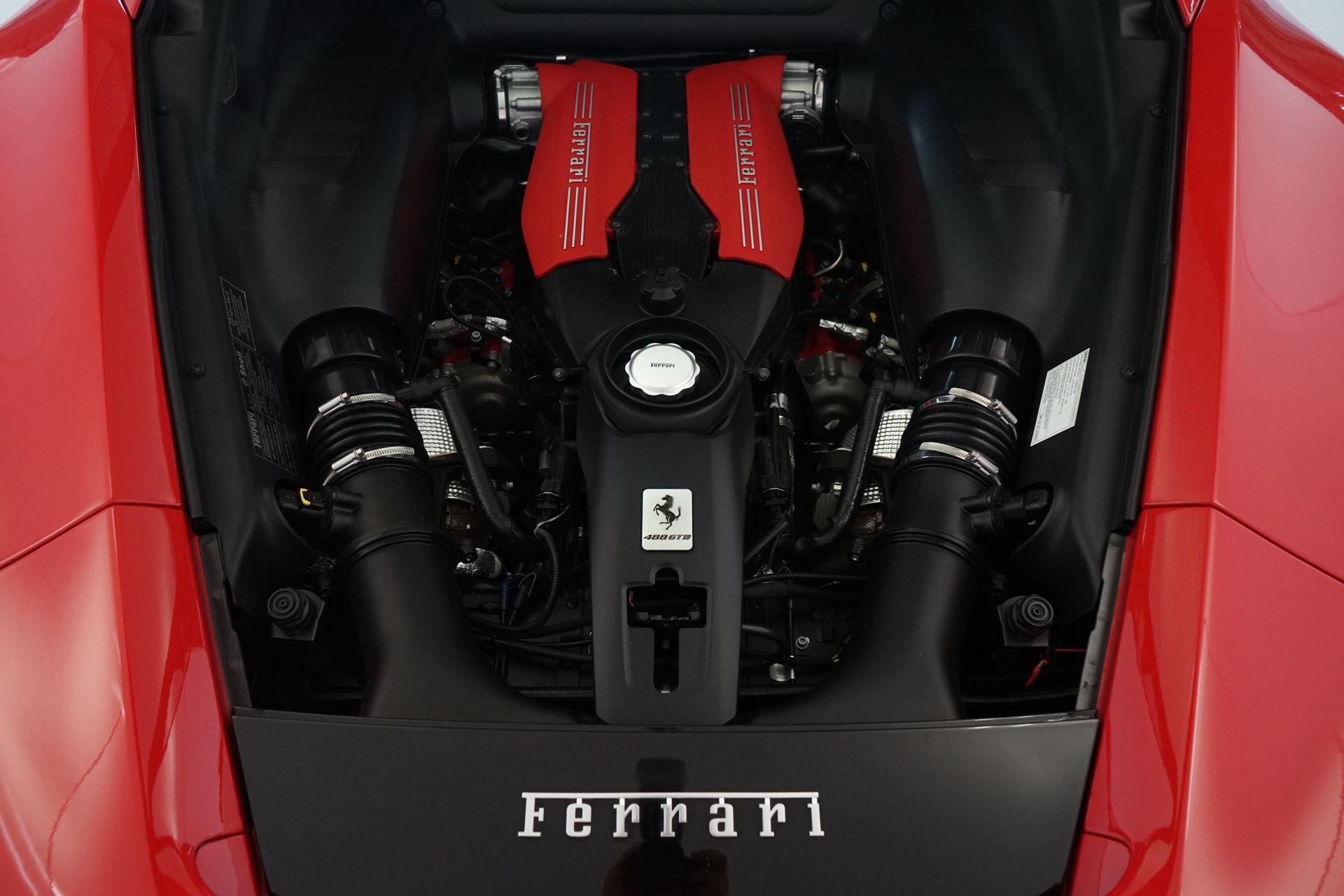 Used 2019 Ferrari 488 GTB RWD image 24