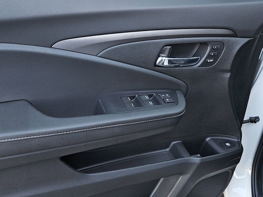 New 2026 Honda Ridgeline RTL image 17