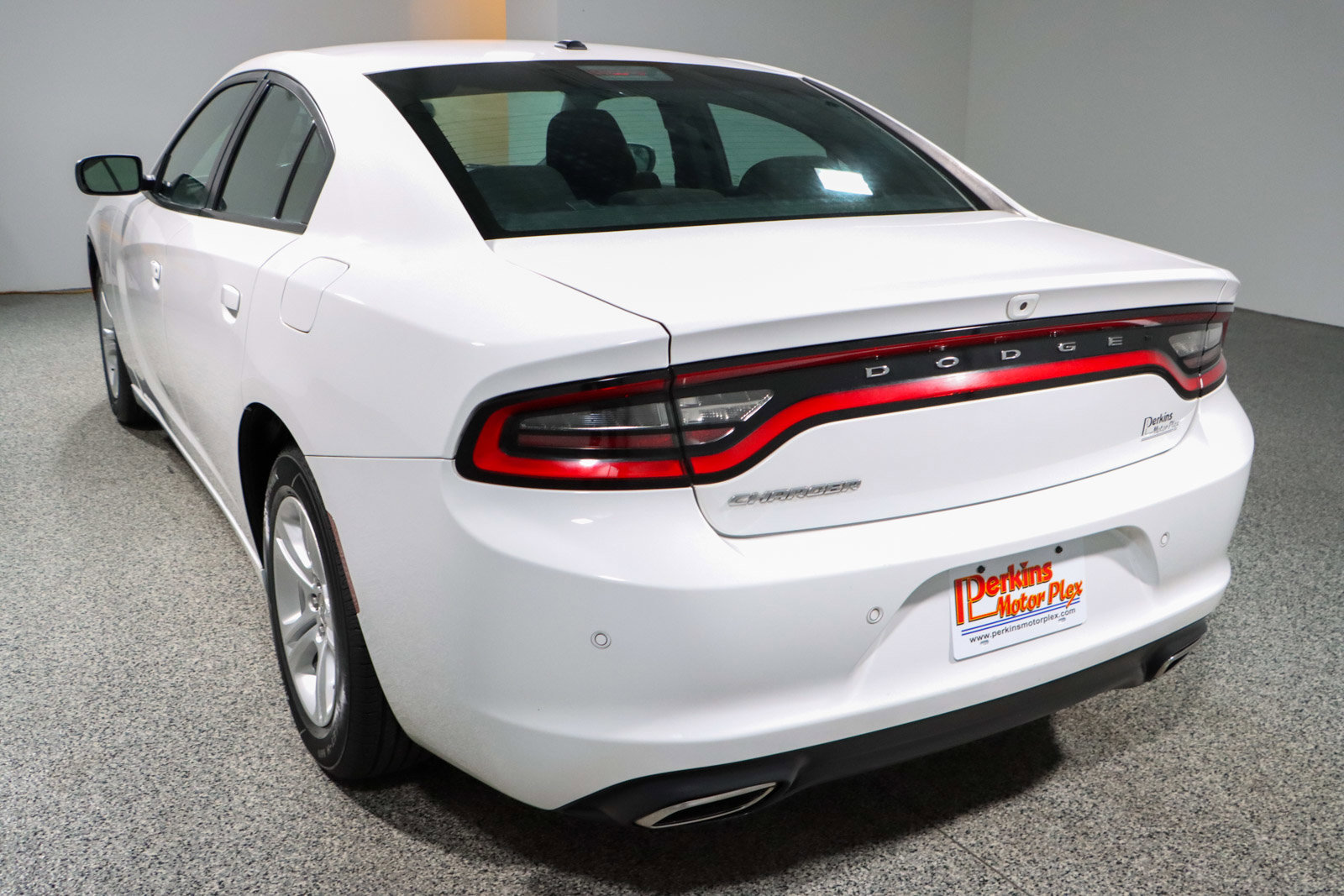 Used 2022 Dodge Charger SXT image 9
