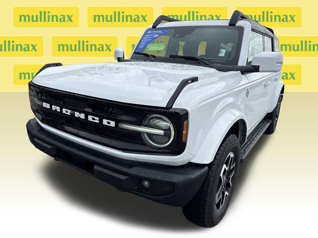 Used 2024 Ford Bronco Outer Banks image 10