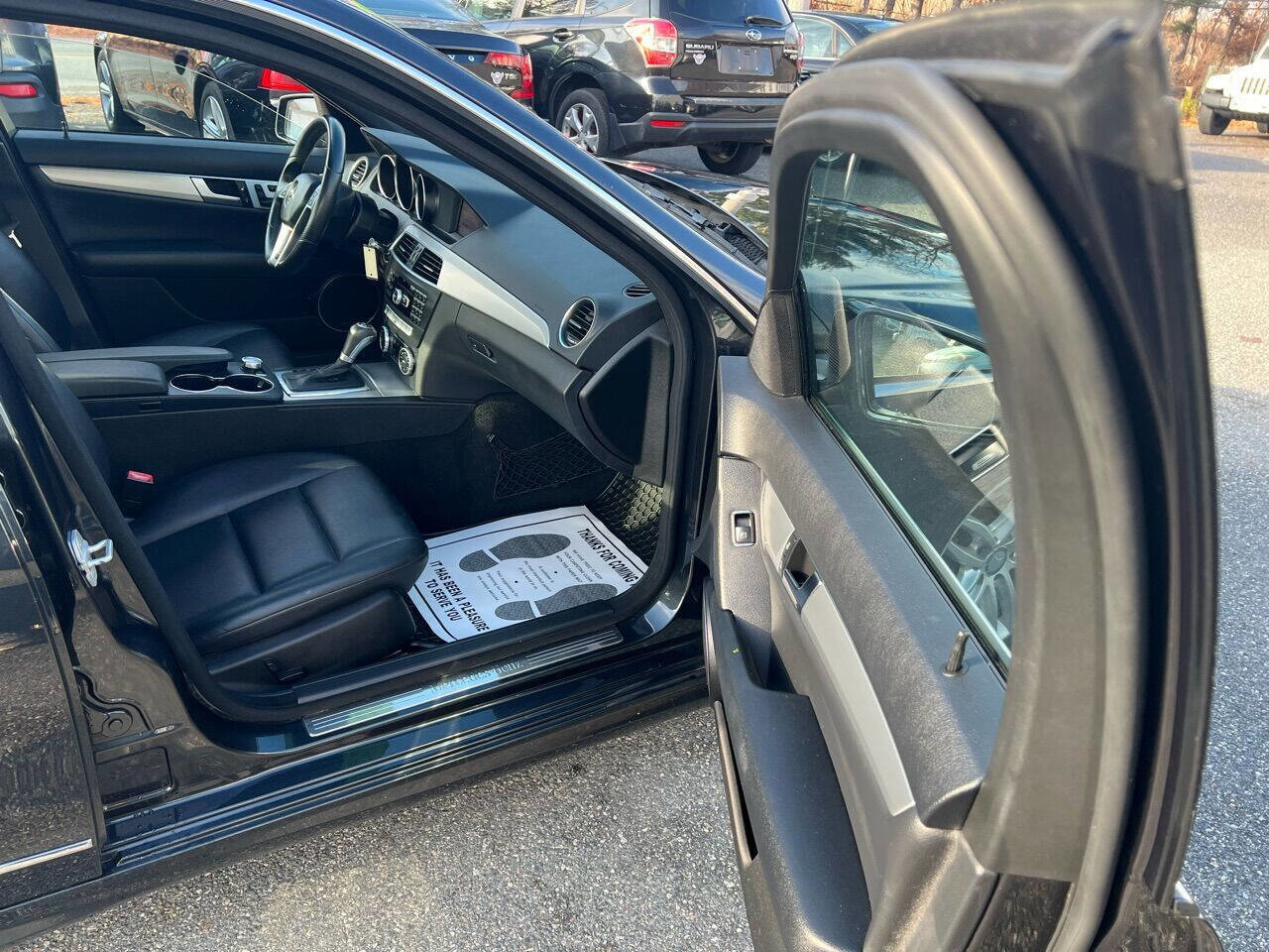 Used 2013 Mercedes-Benz C 300 4MATIC Sedan image 9