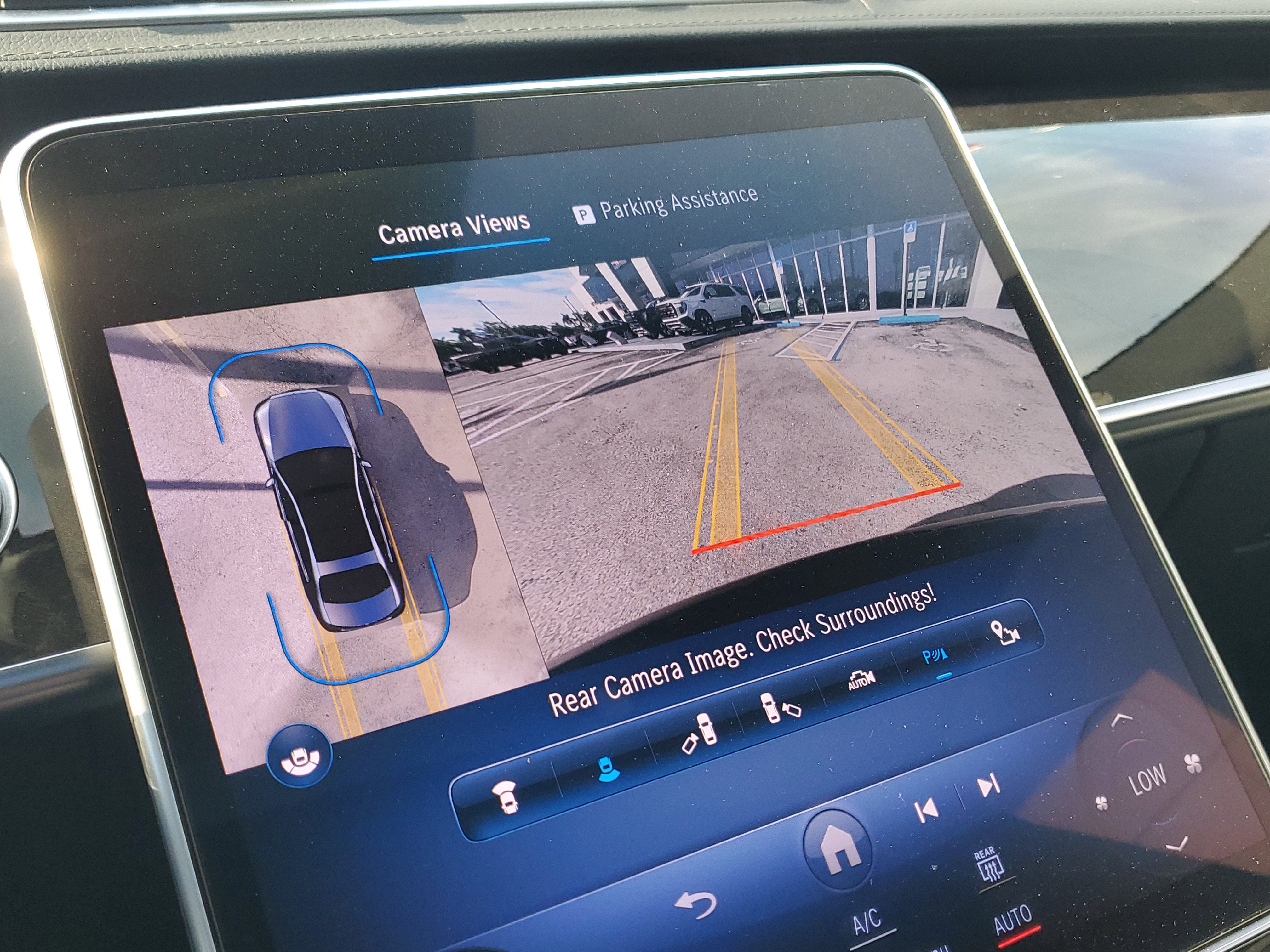 Used 2023 Mercedes-Benz S 500 4MATIC image 11