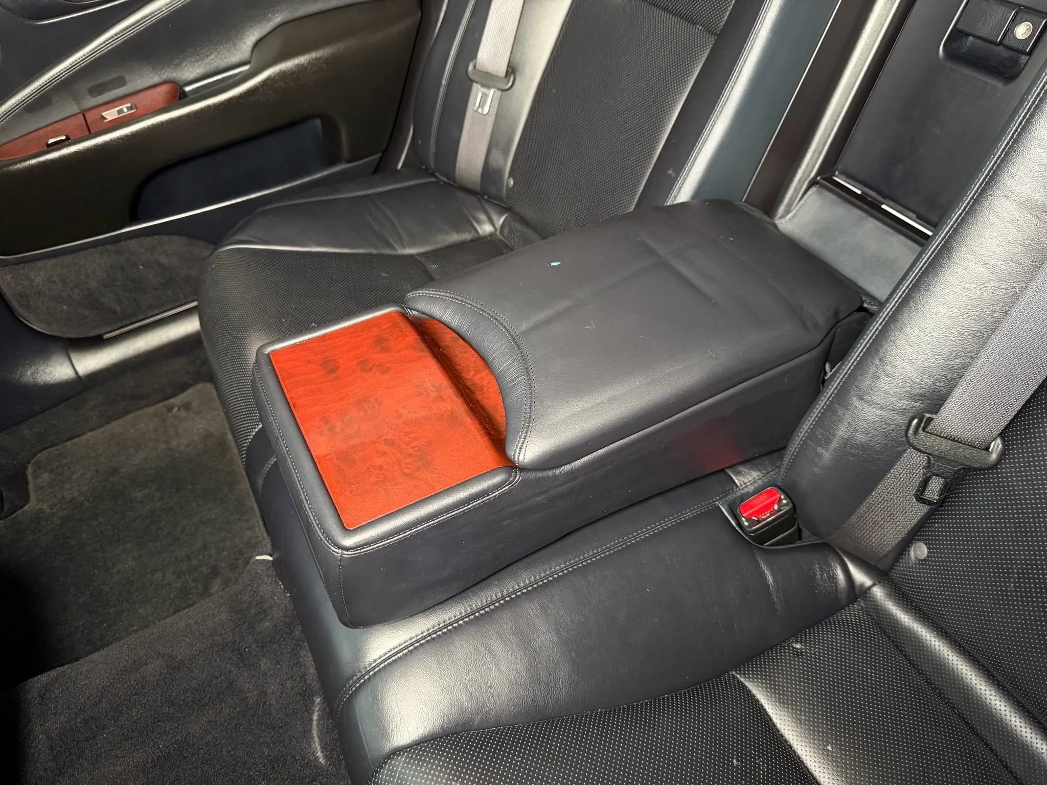 Used 2008 Lexus LS 460 RWD image 20