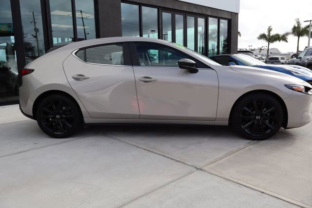 Used 2024 MAZDA MAZDA3 s image 2