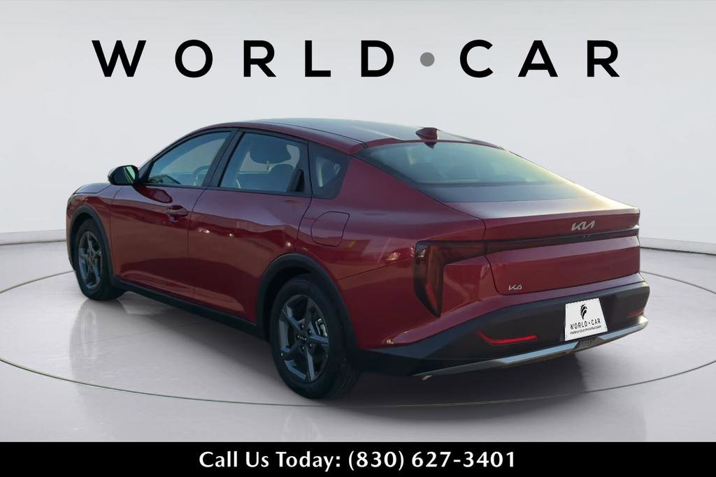 Certified 2025 Kia K4 image 11