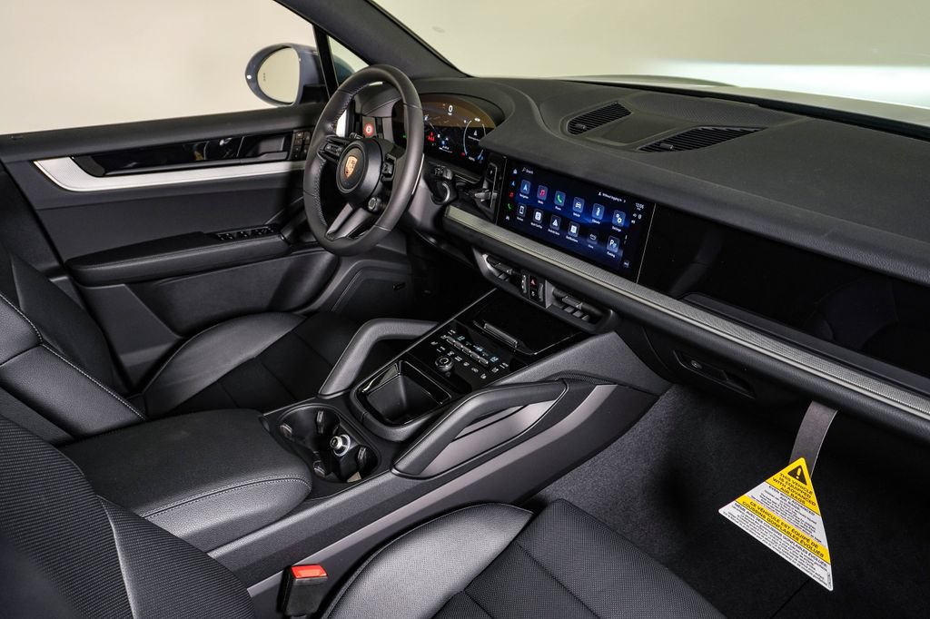 New 2026 Porsche Cayenne AWD/4WD image 14