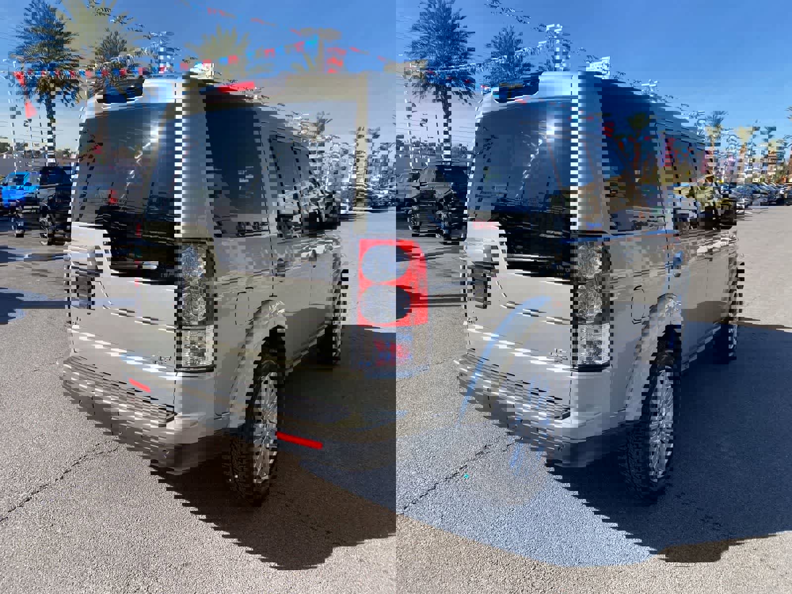 Used 2011 Land Rover LR4 HSE LUX image 7