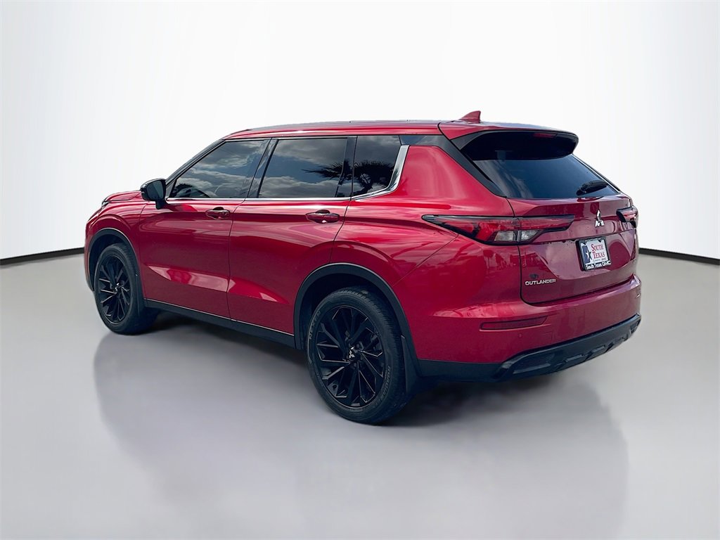 Used 2023 Mitsubishi Outlander SE image 5