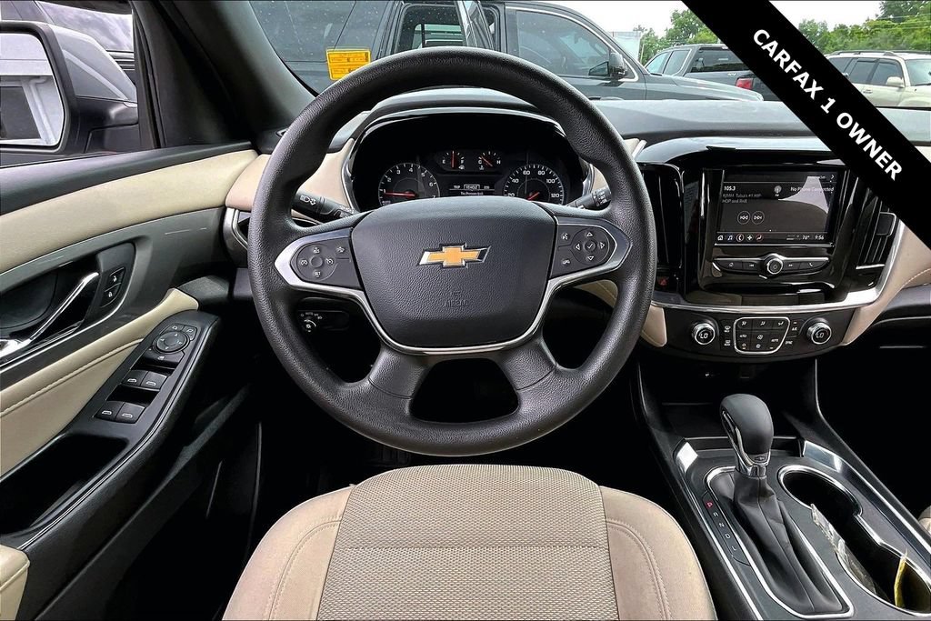 Used 2023 Chevrolet Traverse LS w/ Safety Package FWD image 10