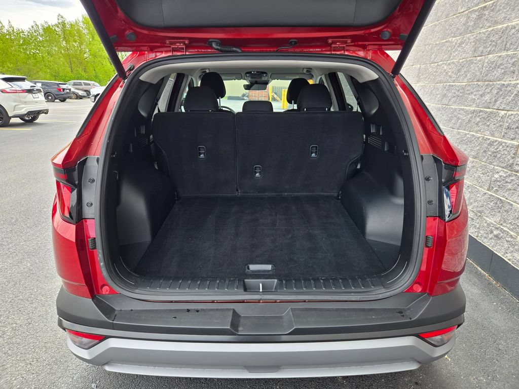 Used 2025 Hyundai Tucson SEL FWD image 34