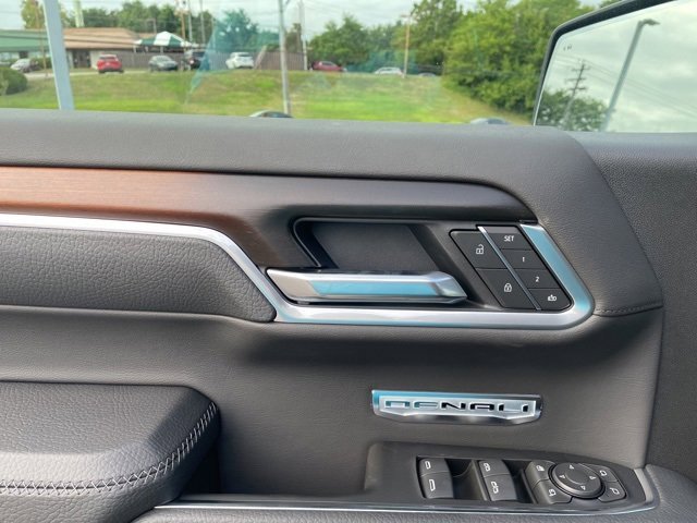 New 2026 GMC Sierra 1500 Denali w/ Denali Reserve Package image 11