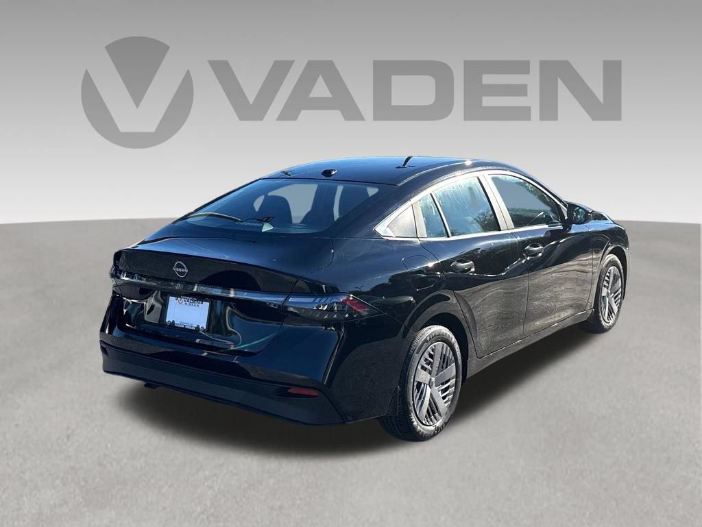 New 2026 Nissan Sentra SR w/ SR Premium Package FWD image 29