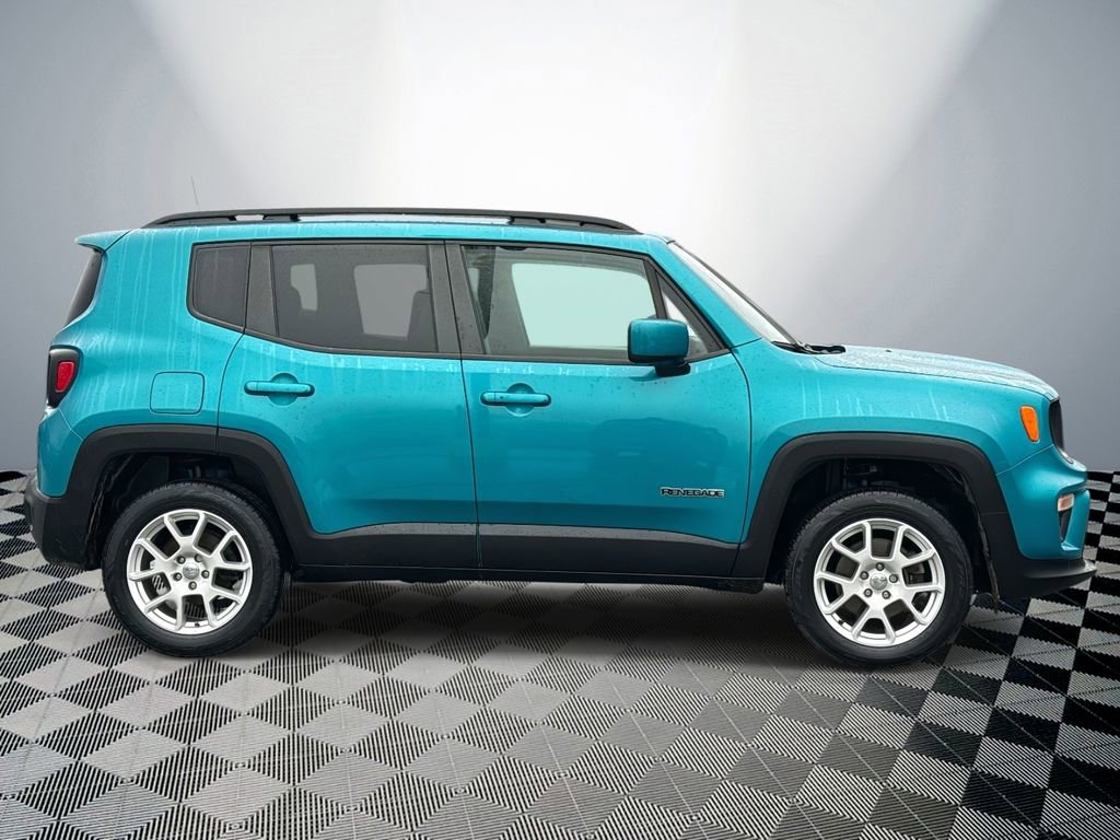 Used 2020 Jeep Renegade Latitude w/ Cold Weather Group image 6