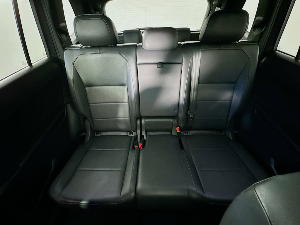 Used 2020 Volkswagen Tiguan SE R-Line w/ 3rd Row Seat Package AWD/4WD image 13