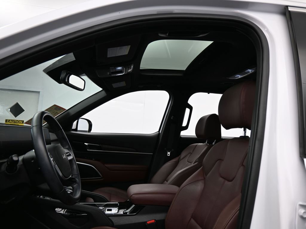 Used 2023 Kia Telluride SX image 11