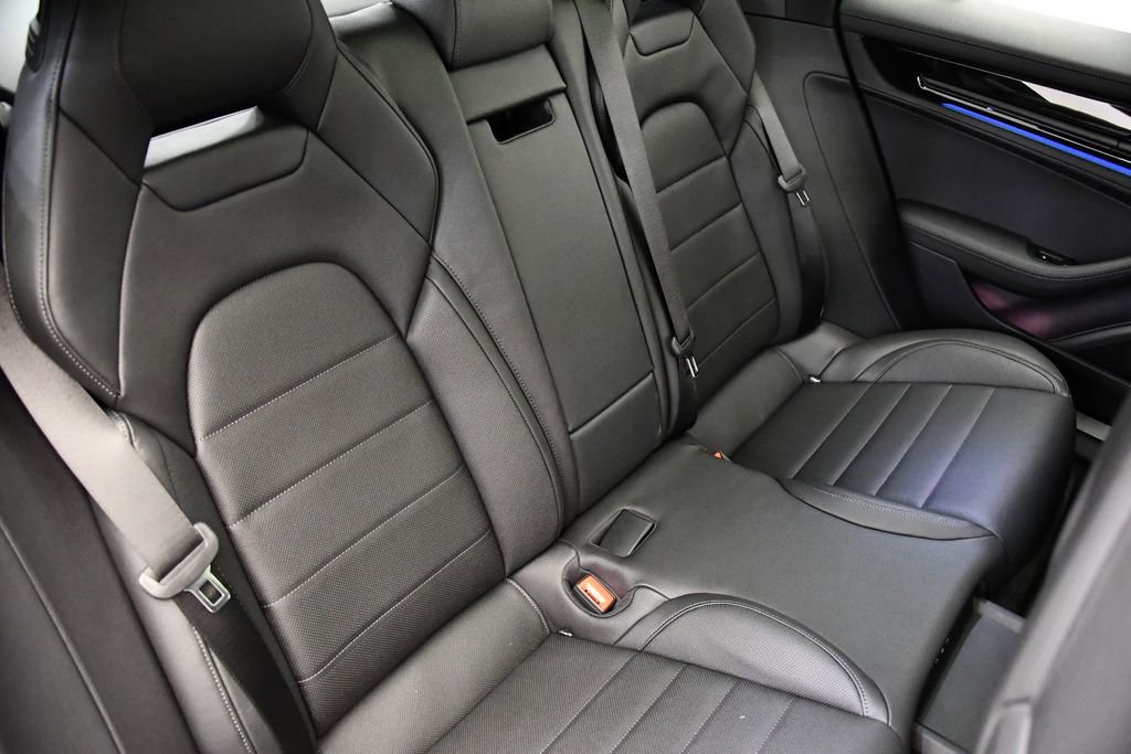 Used 2025 Porsche Panamera image 55