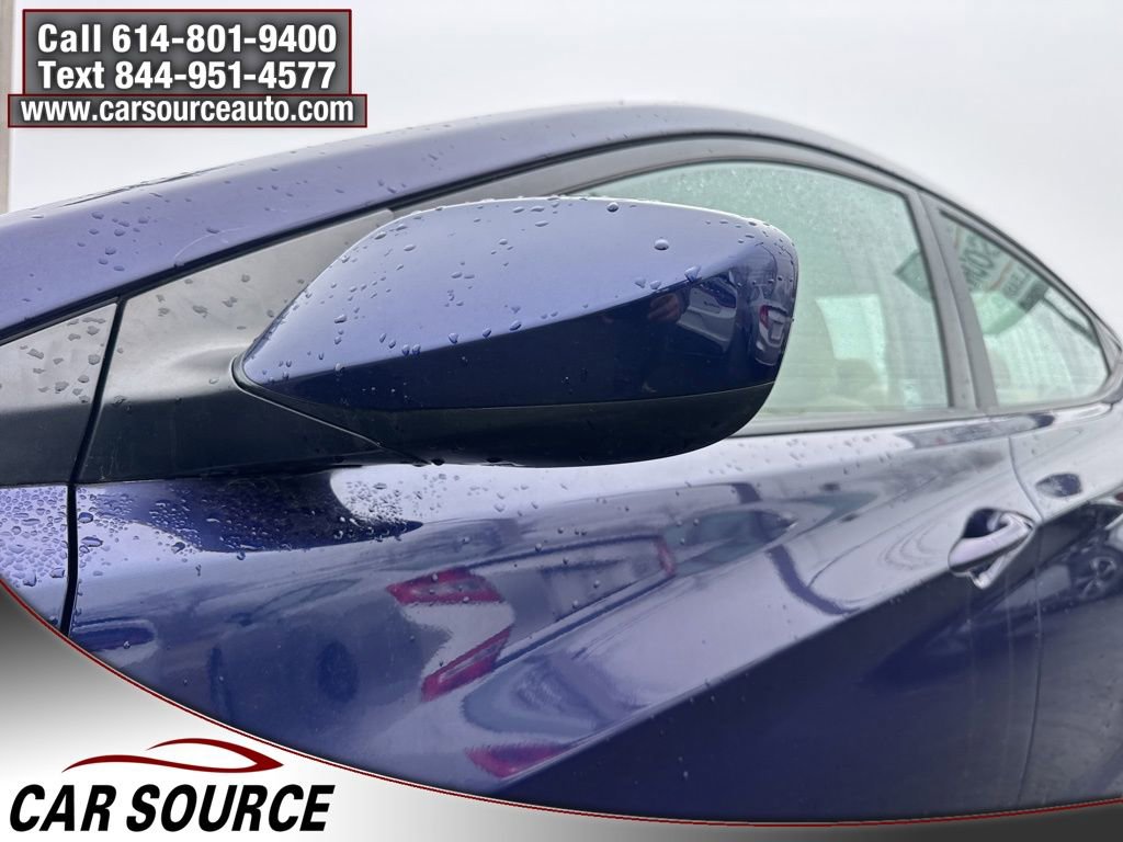 Used 2013 Hyundai Elantra GLS w/ Preferred Pkg image 4