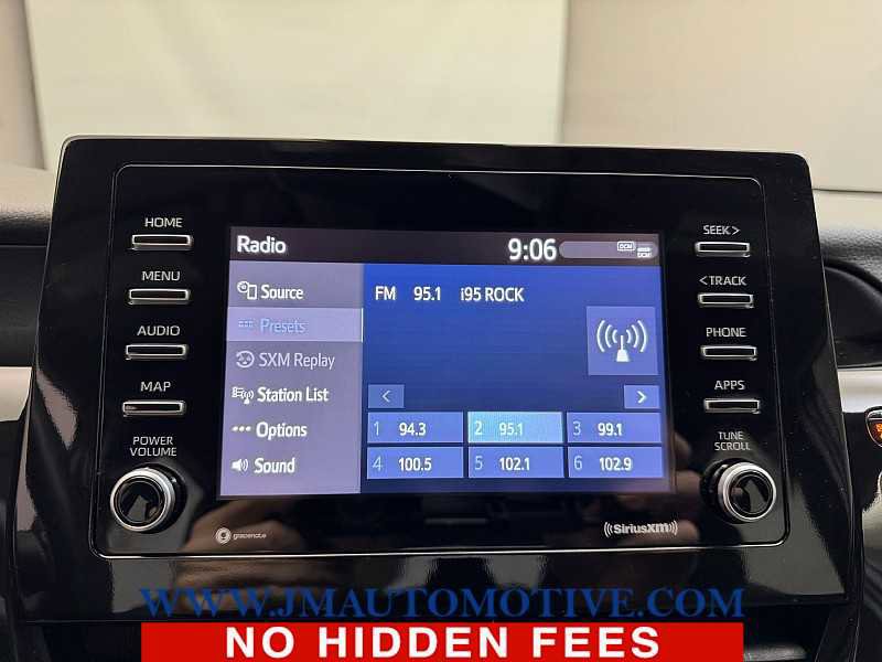 Used 2023 Toyota Camry LE image 22