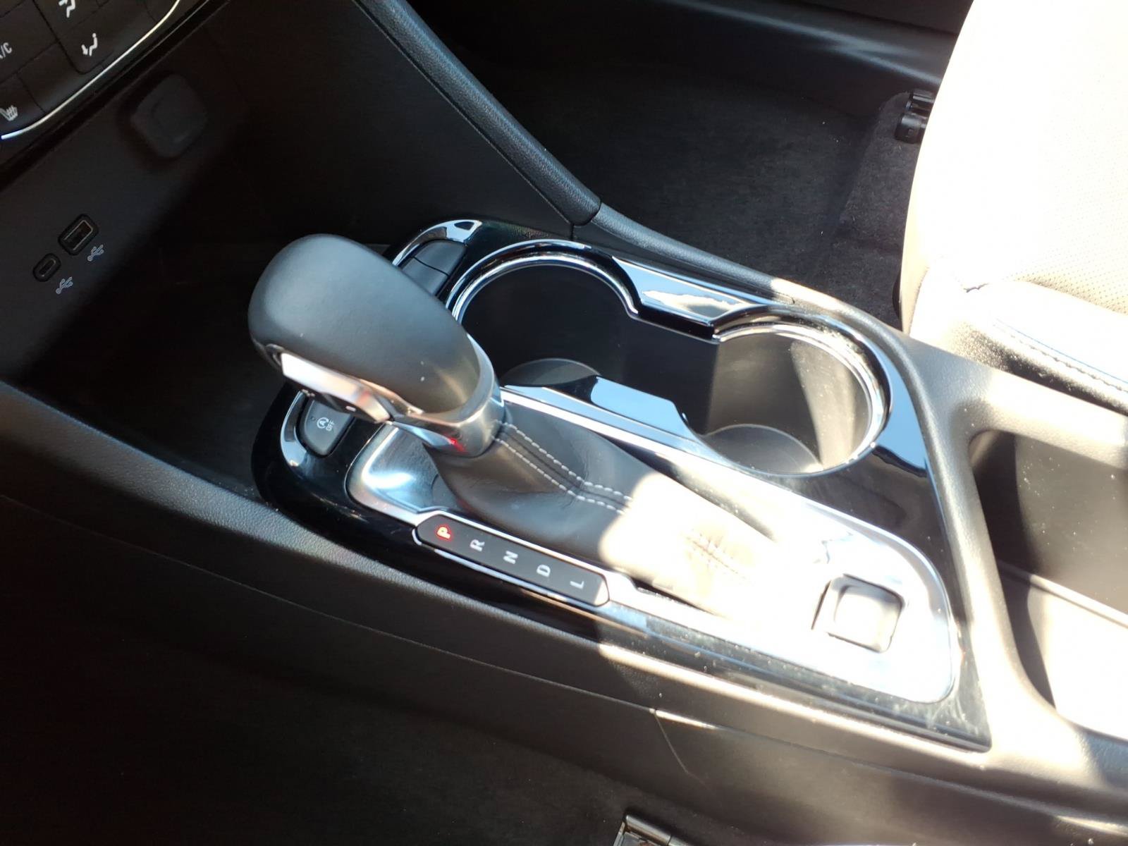 Used 2025 Buick Encore GX Sport Touring w/ Comfort Package FWD image 19