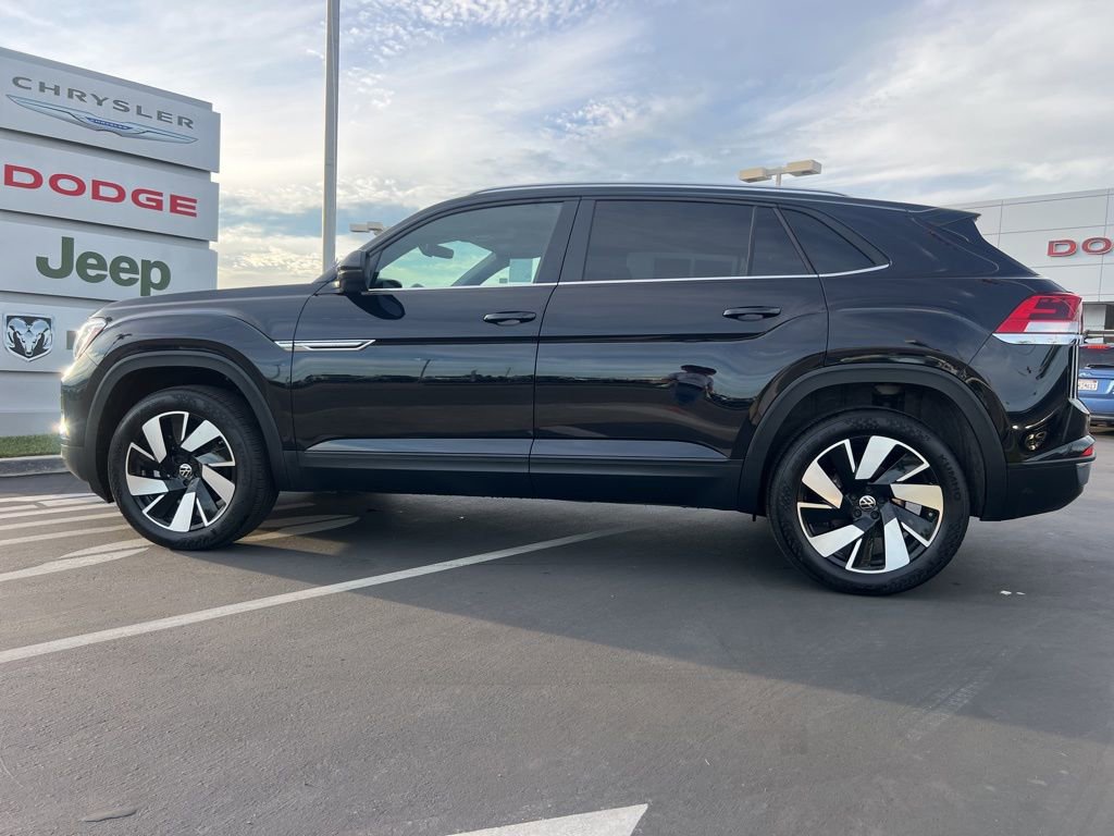 Used 2025 Volkswagen Atlas Cross Sport SE image 15