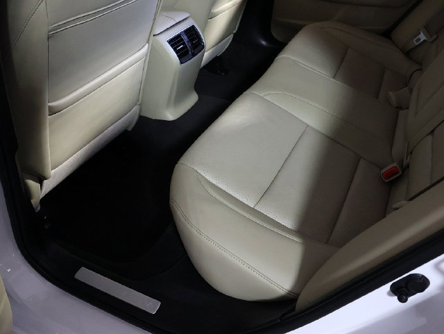 Certified 2020 Acura TLX w/ Technology Package FWD image 27