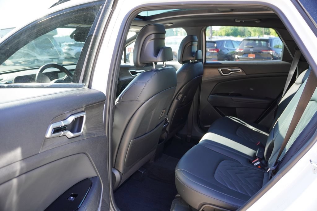 Certified 2024 Kia Sportage X-Line w/ X-Line Premium Package AWD/4WD image 16