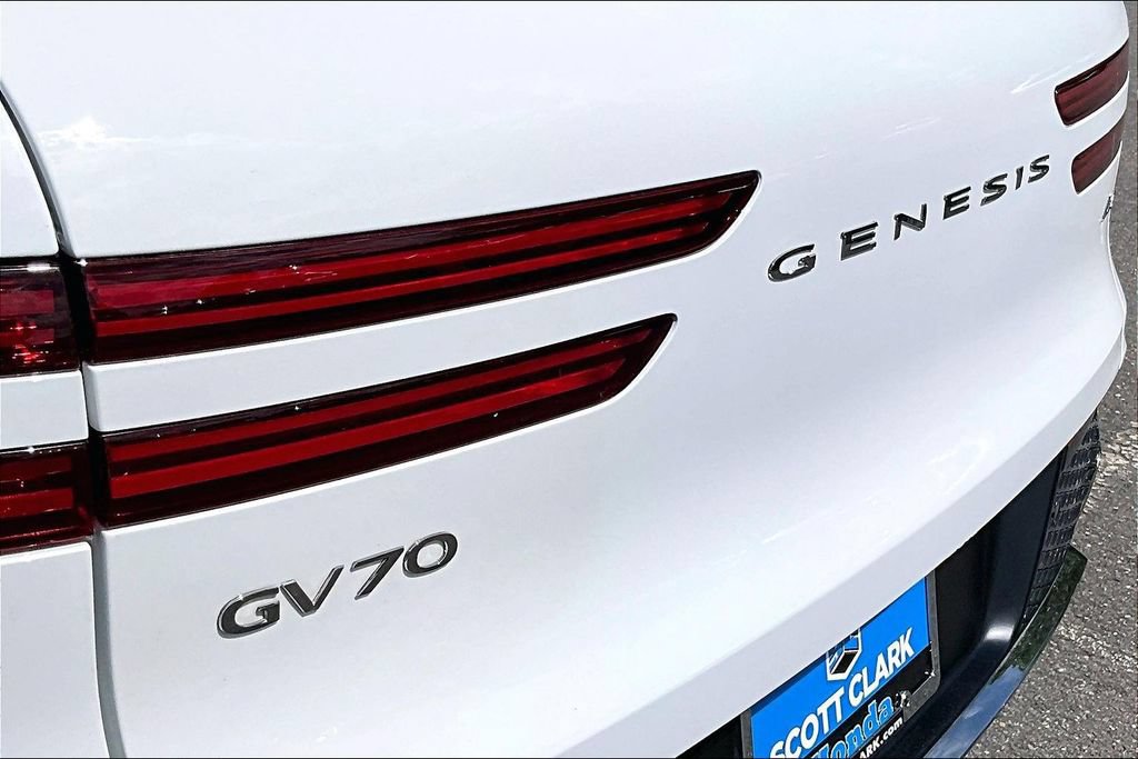 Used 2024 Genesis GV70 2.5T AWD/4WD image 25
