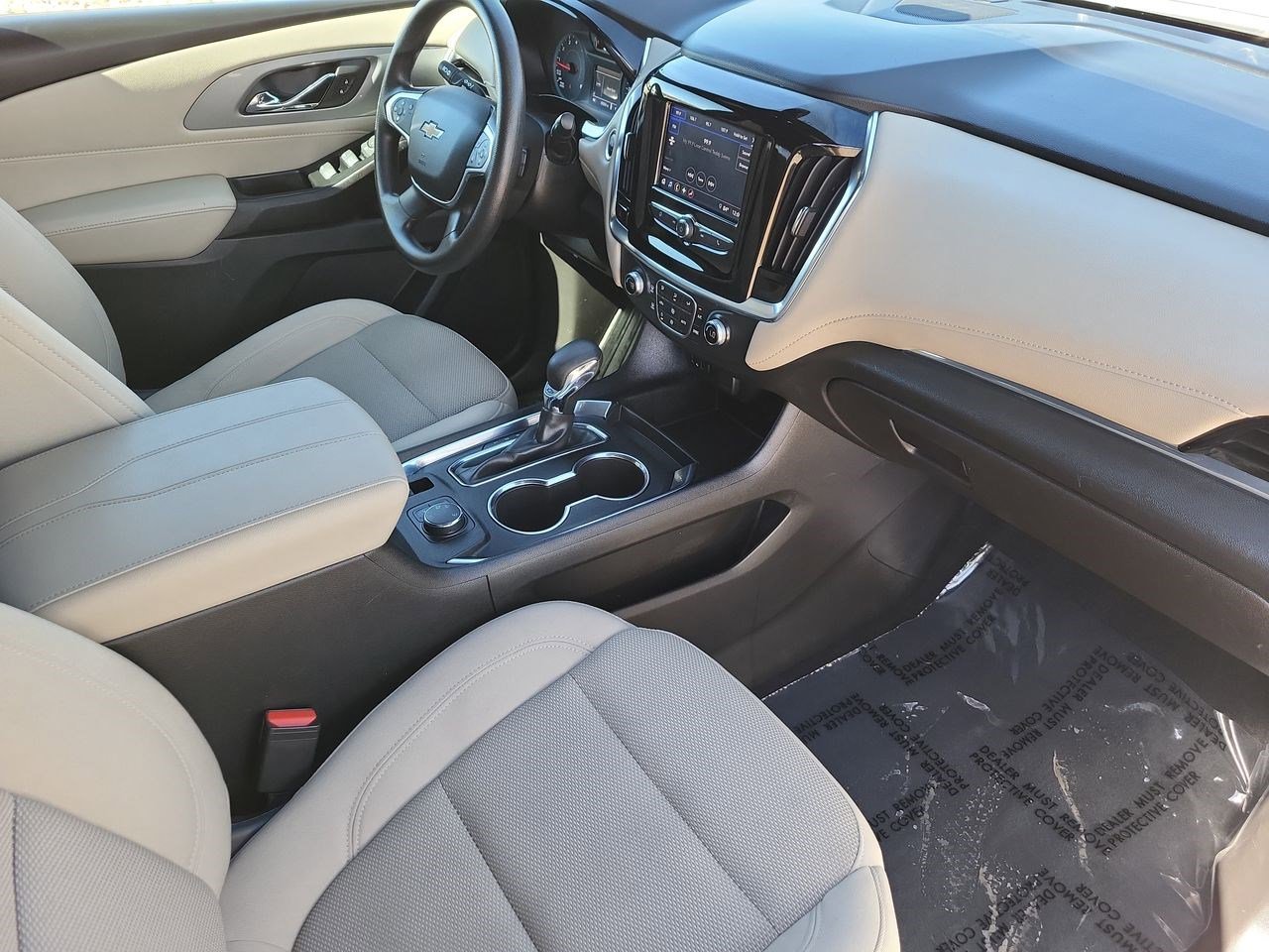 Used 2023 Chevrolet Traverse LS image 33