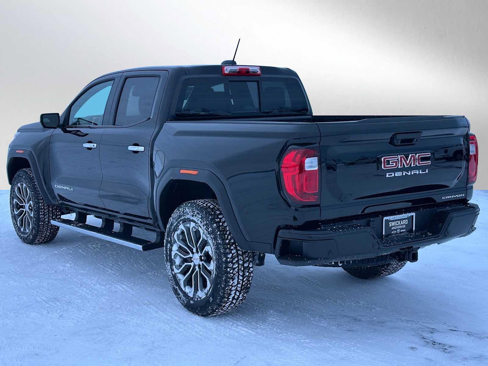 New 2026 GMC Canyon Denali image 5