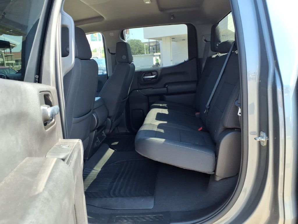 Used 2022 Chevrolet Silverado 1500 Custom w/ LPO, Dark Essentials Package RWD image 21