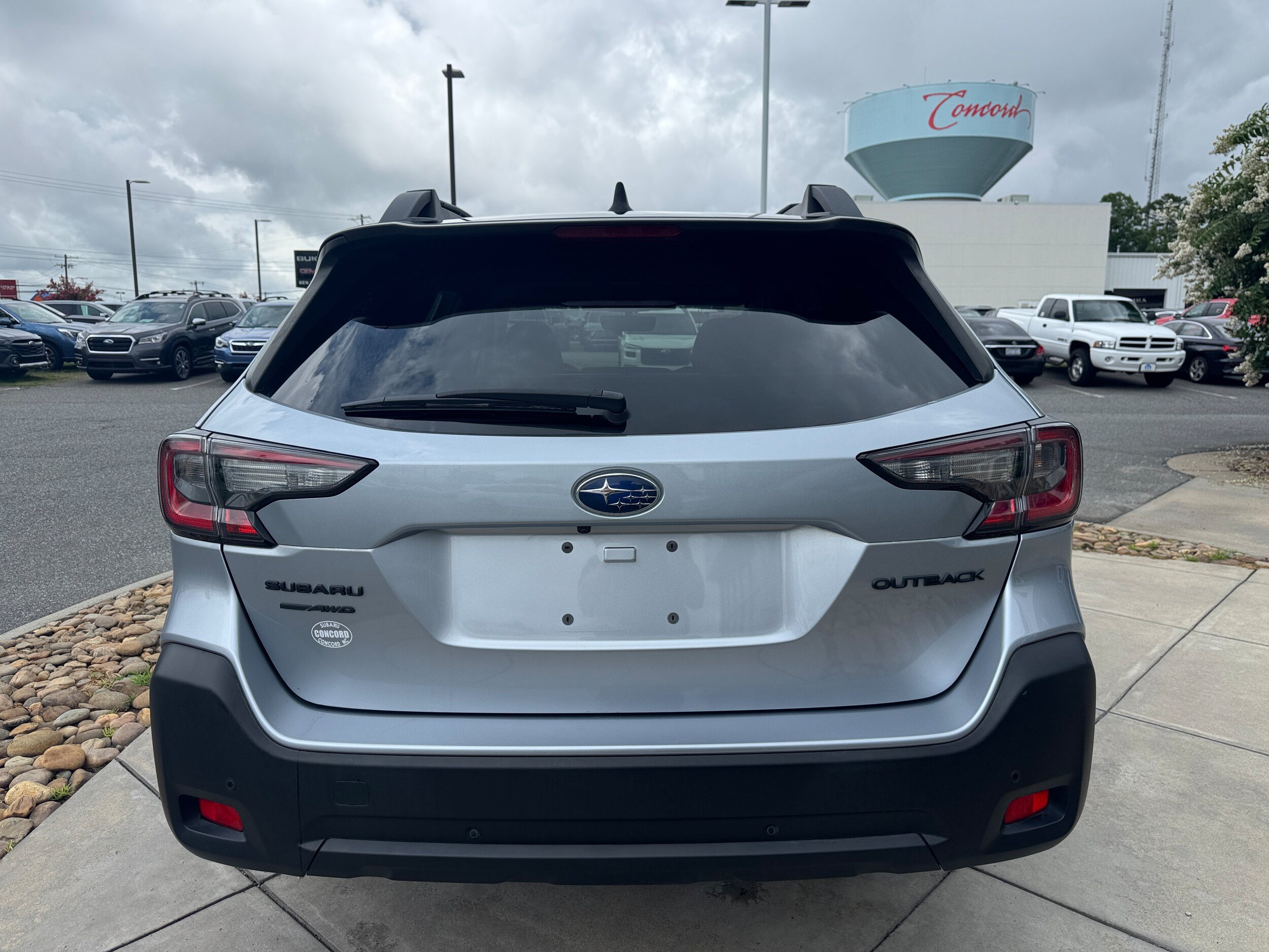 Used 2024 Subaru Outback Onyx Edition AWD/4WD image 8