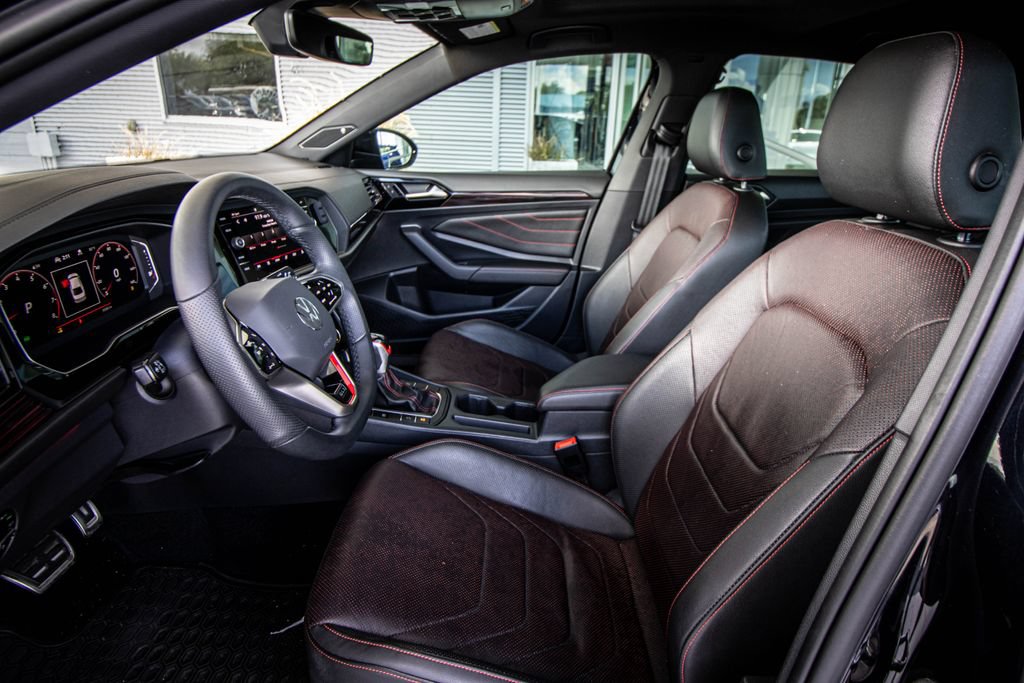 Used 2022 Volkswagen Jetta GLI Autobahn FWD image 23