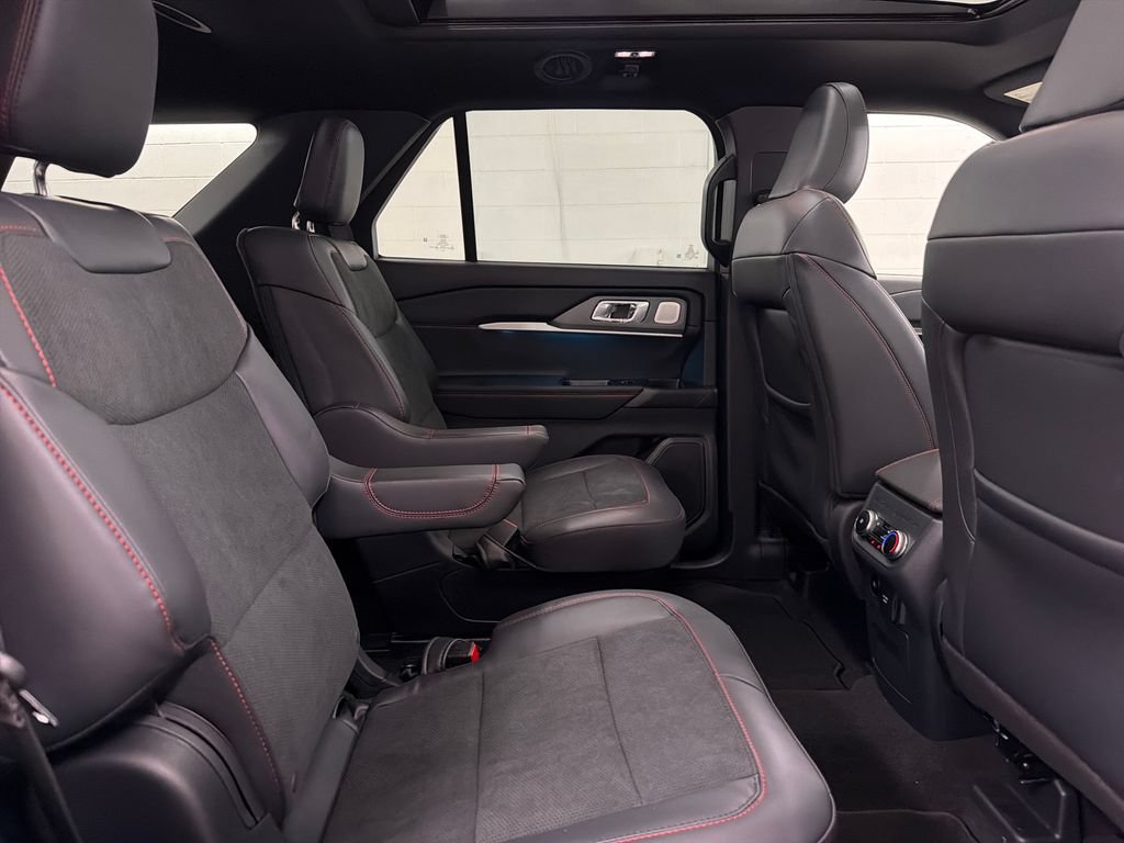 New 2026 Ford Explorer ST AWD/4WD image 30
