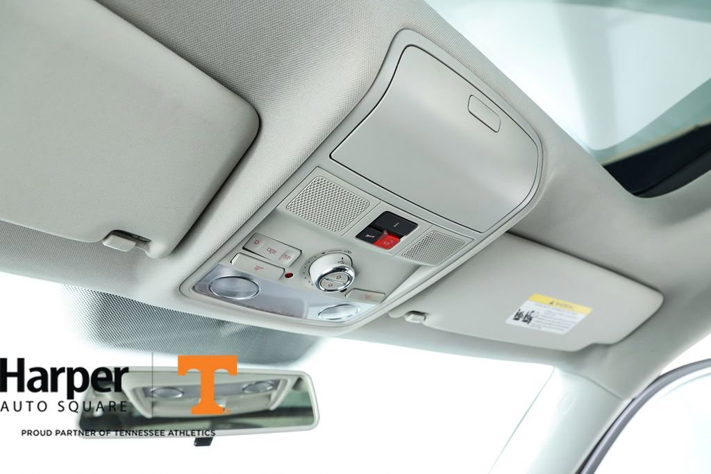 Used 2015 Volkswagen Tiguan SEL FWD image 26