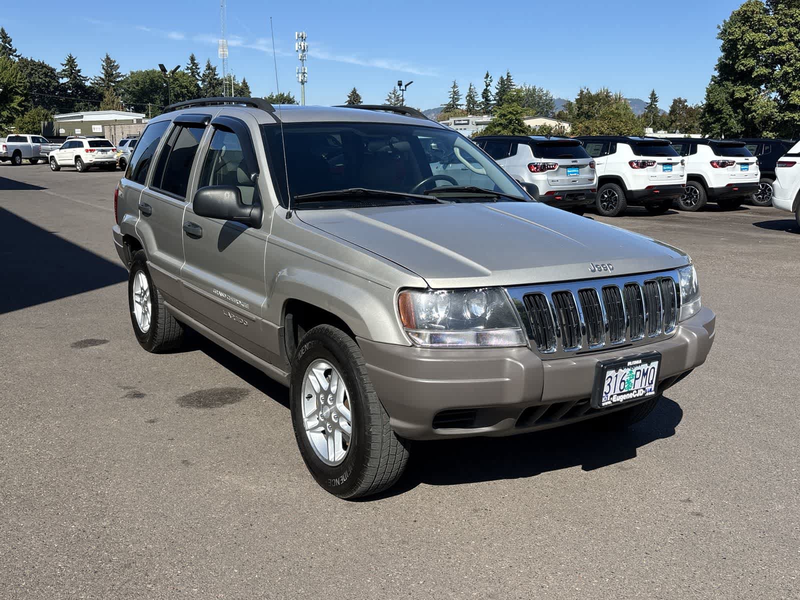 Used 2003 Jeep Grand Cherokee Laredo AWD/4WD image 7