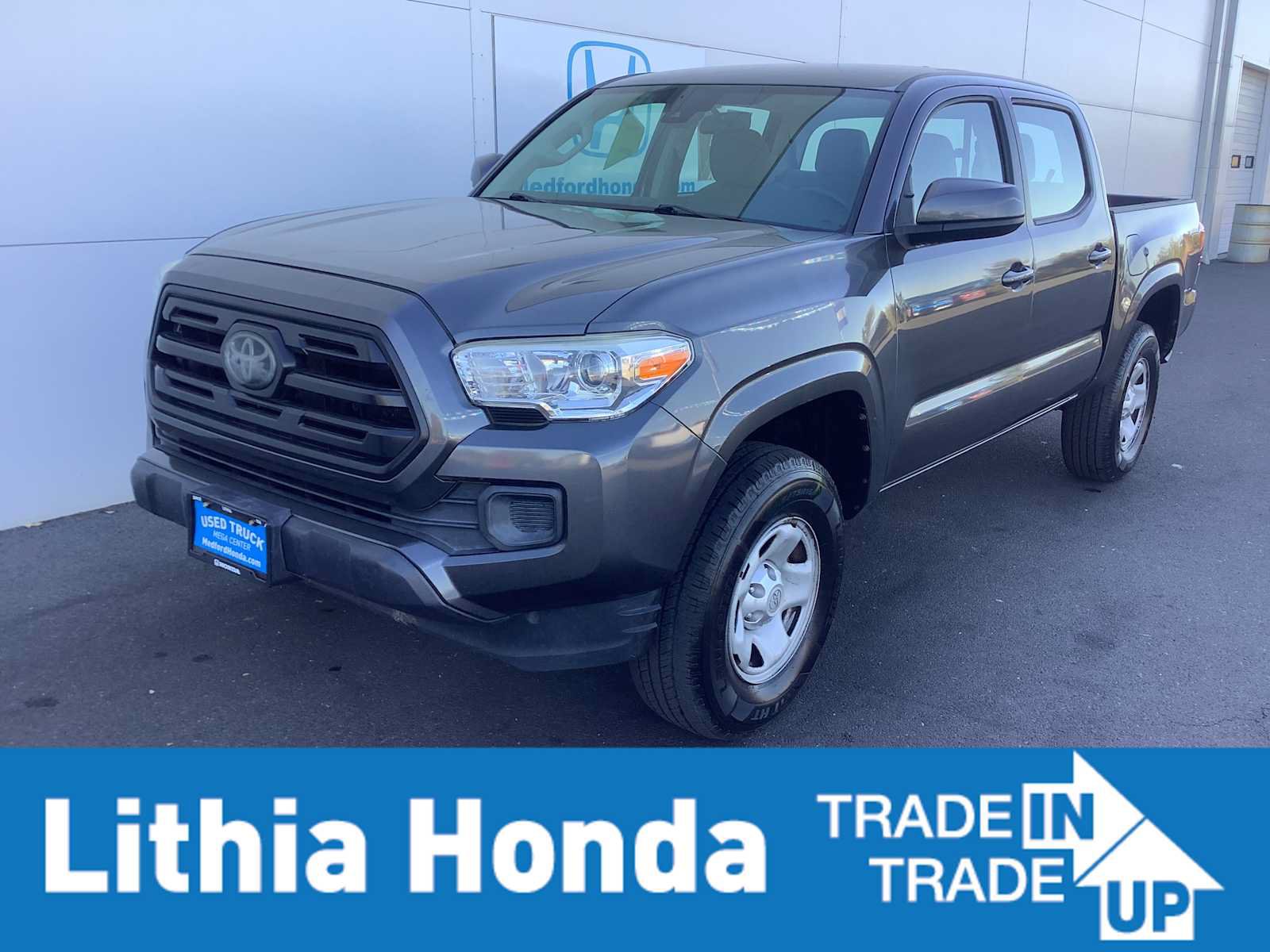 Used 2018 Toyota Tacoma SR w/ SR Convenience Package AWD/4WD image 1