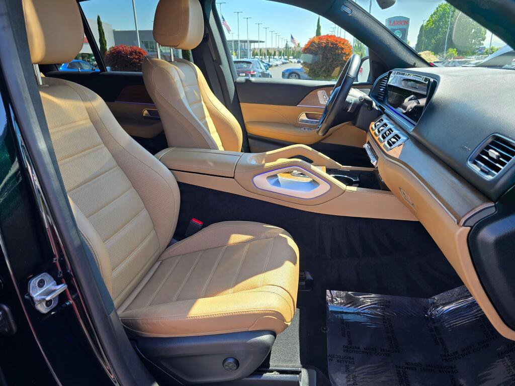 Used 2024 Mercedes-Benz GLE 350 4MATIC w/ Driver Assistance Package image 27
