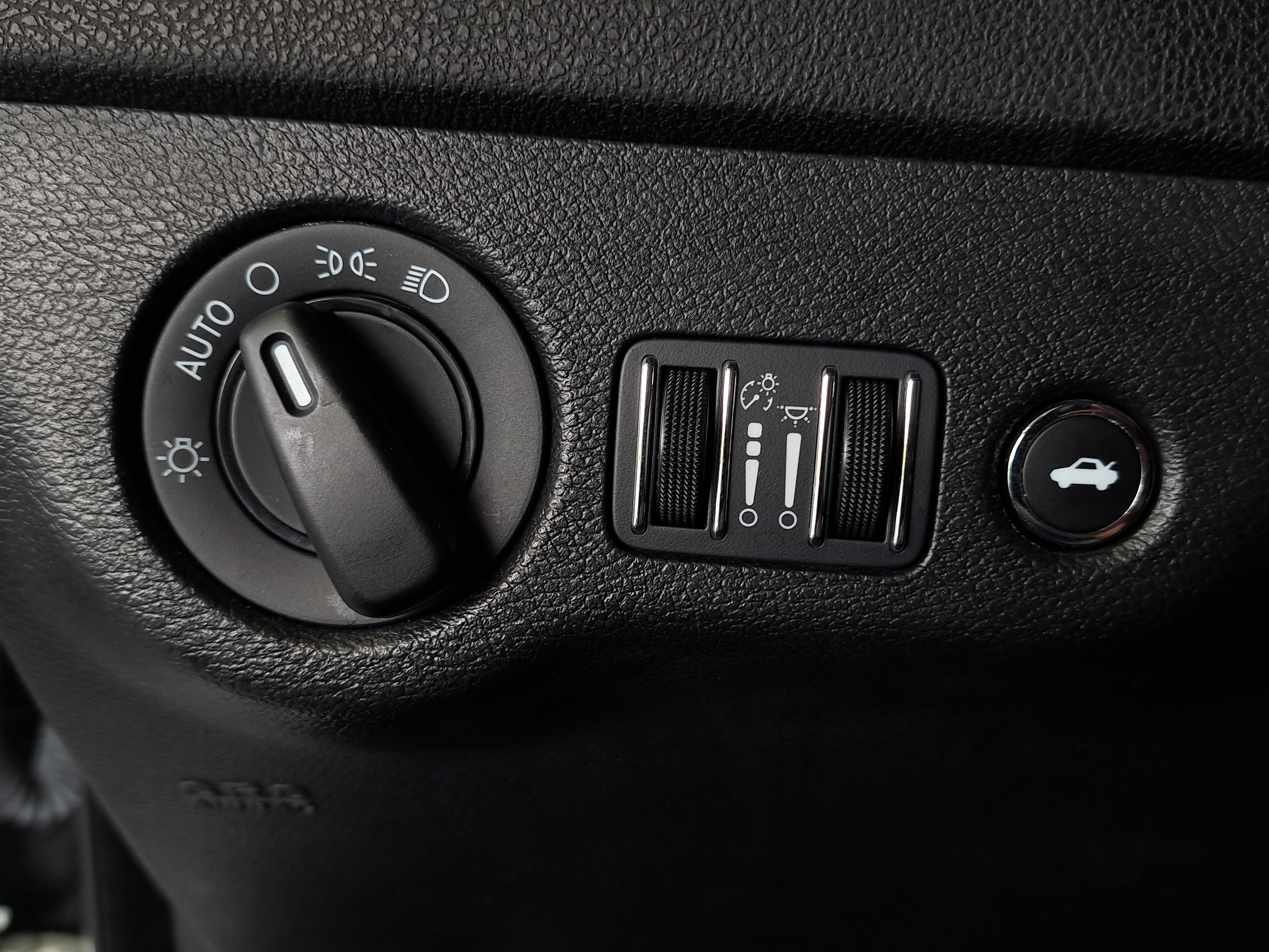 Certified 2023 Dodge Charger GT RWD image 21