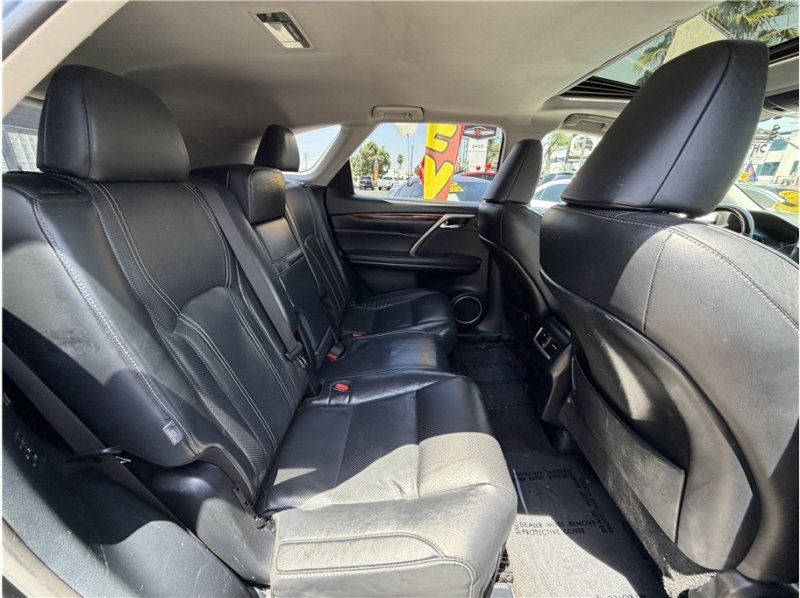 Used 2019 Lexus RX 350L FWD image 28
