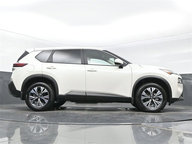 Used 2023 Nissan Rogue SV image 28