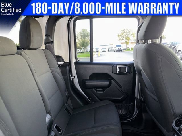 Used 2021 Jeep Gladiator Willys image 17
