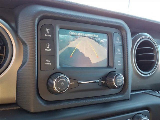 Used 2021 Jeep Wrangler Sport image 13