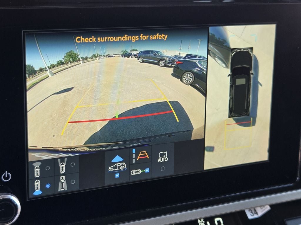 Used 2025 Toyota Sequoia SR5 AWD/4WD image 18