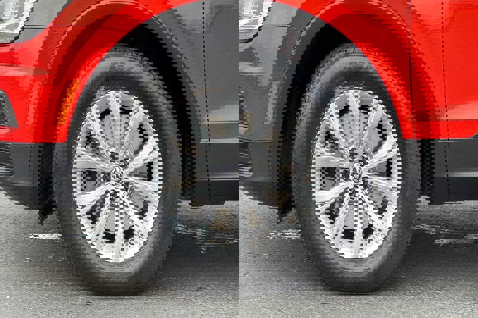 Used 2019 Volkswagen Tiguan SE image 26