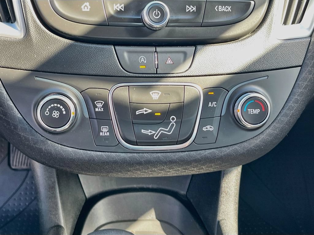 Used 2024 Chevrolet Malibu RS FWD image 16