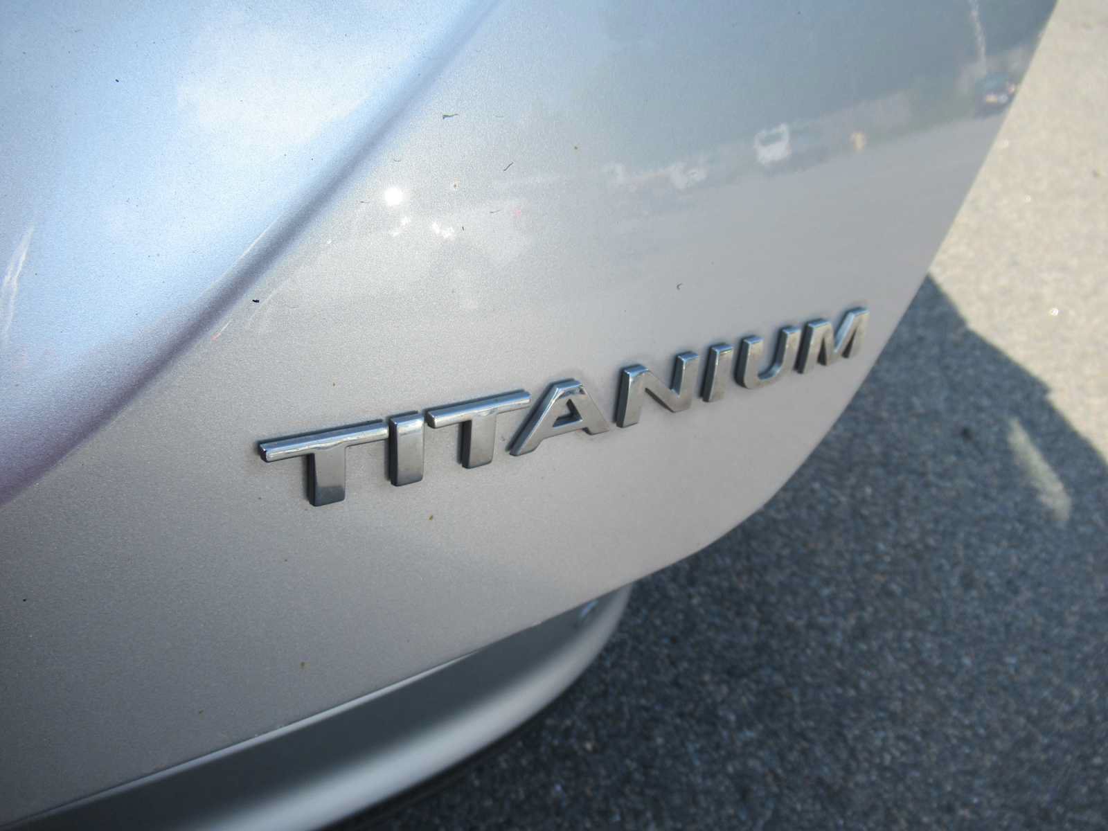 Used 2014 Ford Focus Titanium FWD image 19