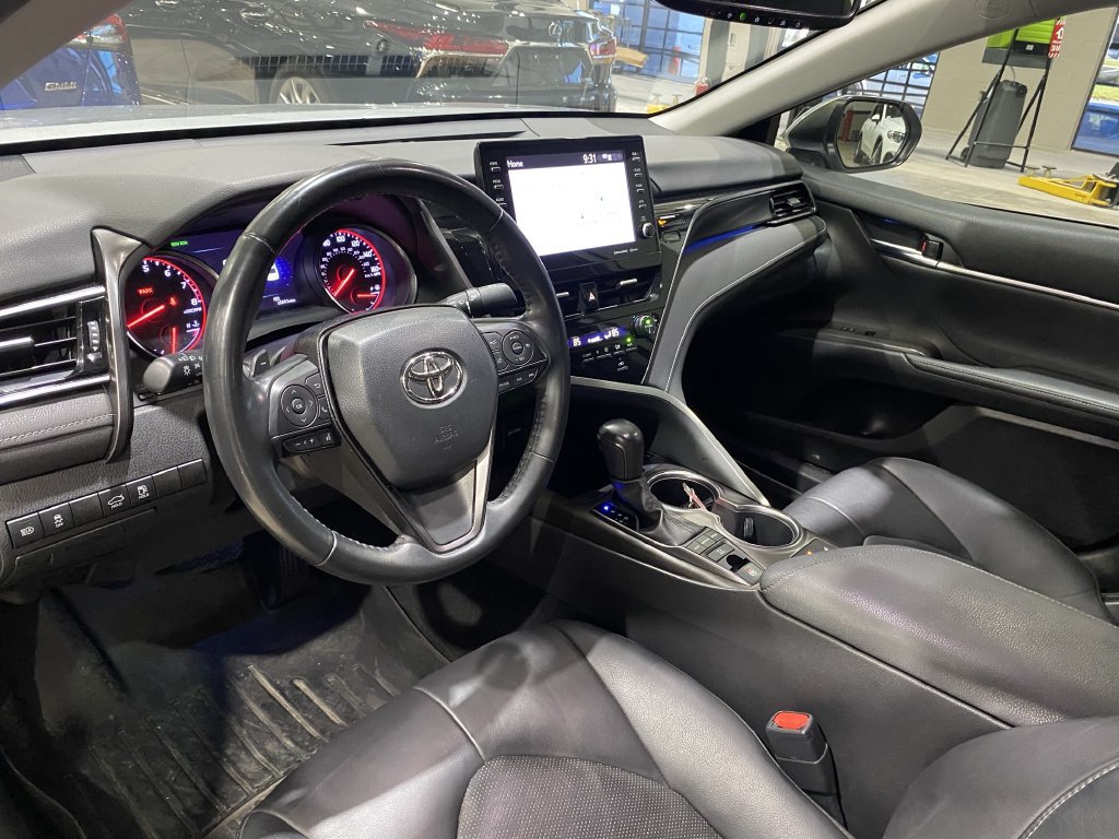 Used 2023 Toyota Camry XSE FWD image 2