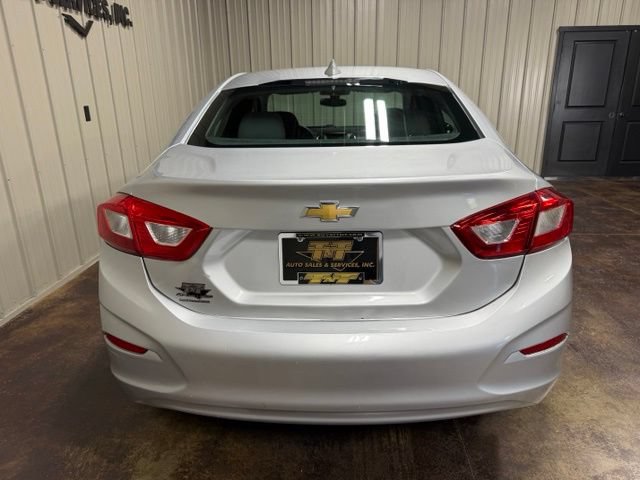 Used 2018 Chevrolet Cruze LT w/ LT Fleet Convenience Package FWD image 9