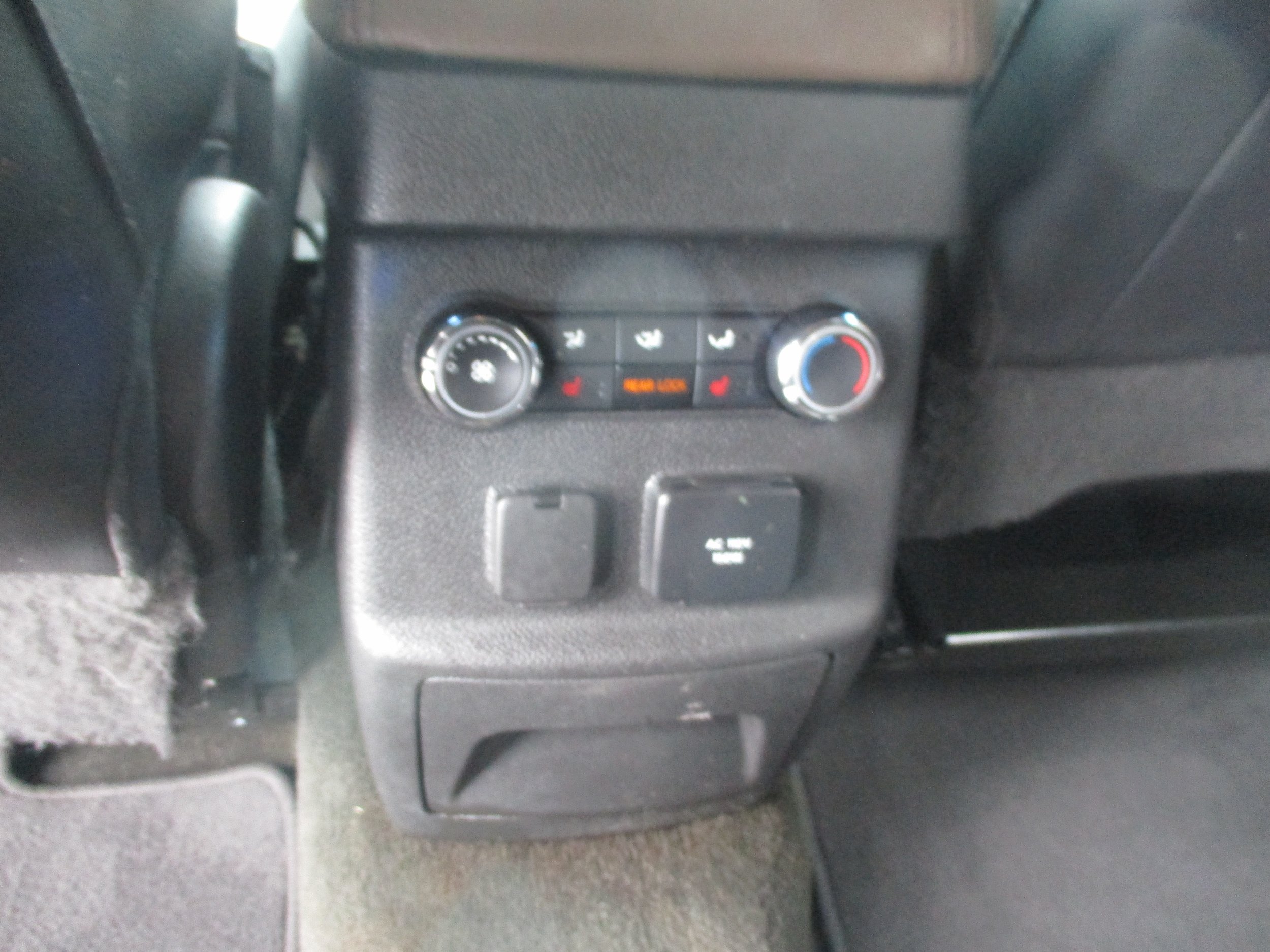 Used 2014 Ford Explorer Limited w/ Equipment Group 301A FWD image 6