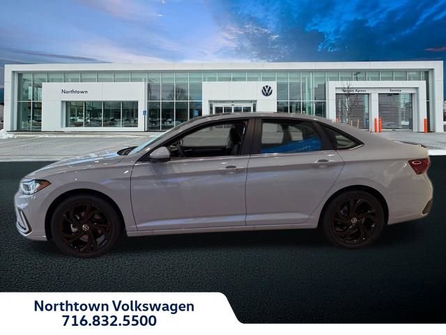 New 2026 Volkswagen Jetta SE image 2